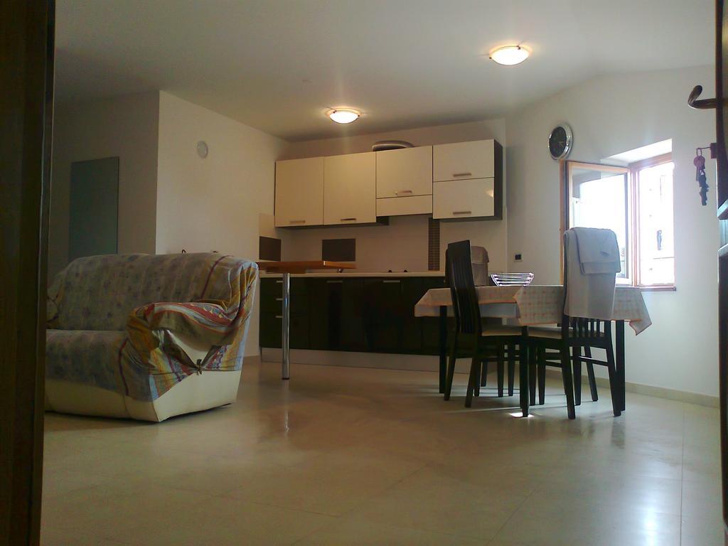 Apartments Edo Novigrad  Екстер'єр фото